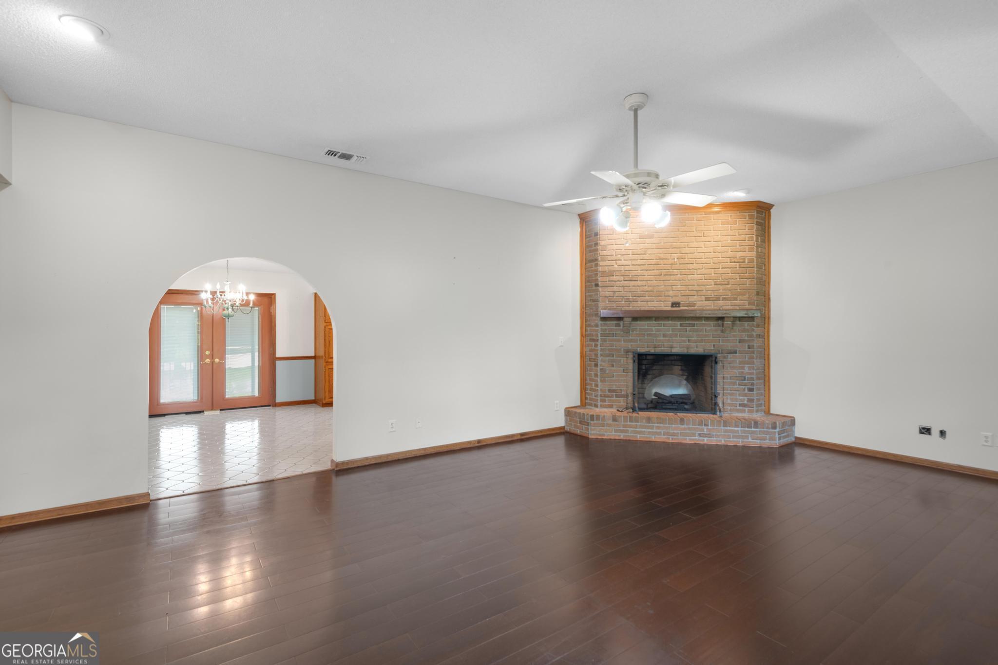 Property Photo: 4909 Perry Road GA 30417