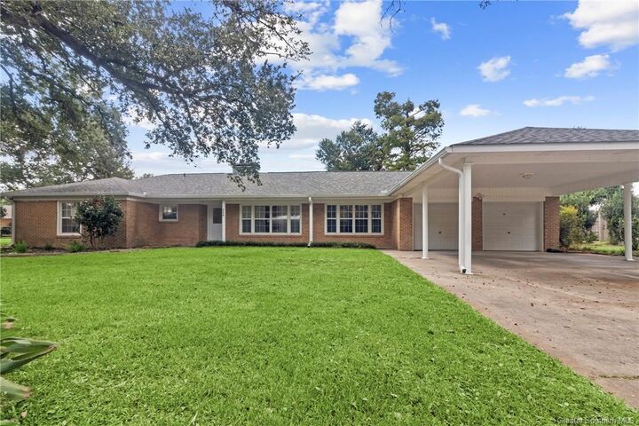 336 Arlington Drive  Lake Charles LA 70605 photo