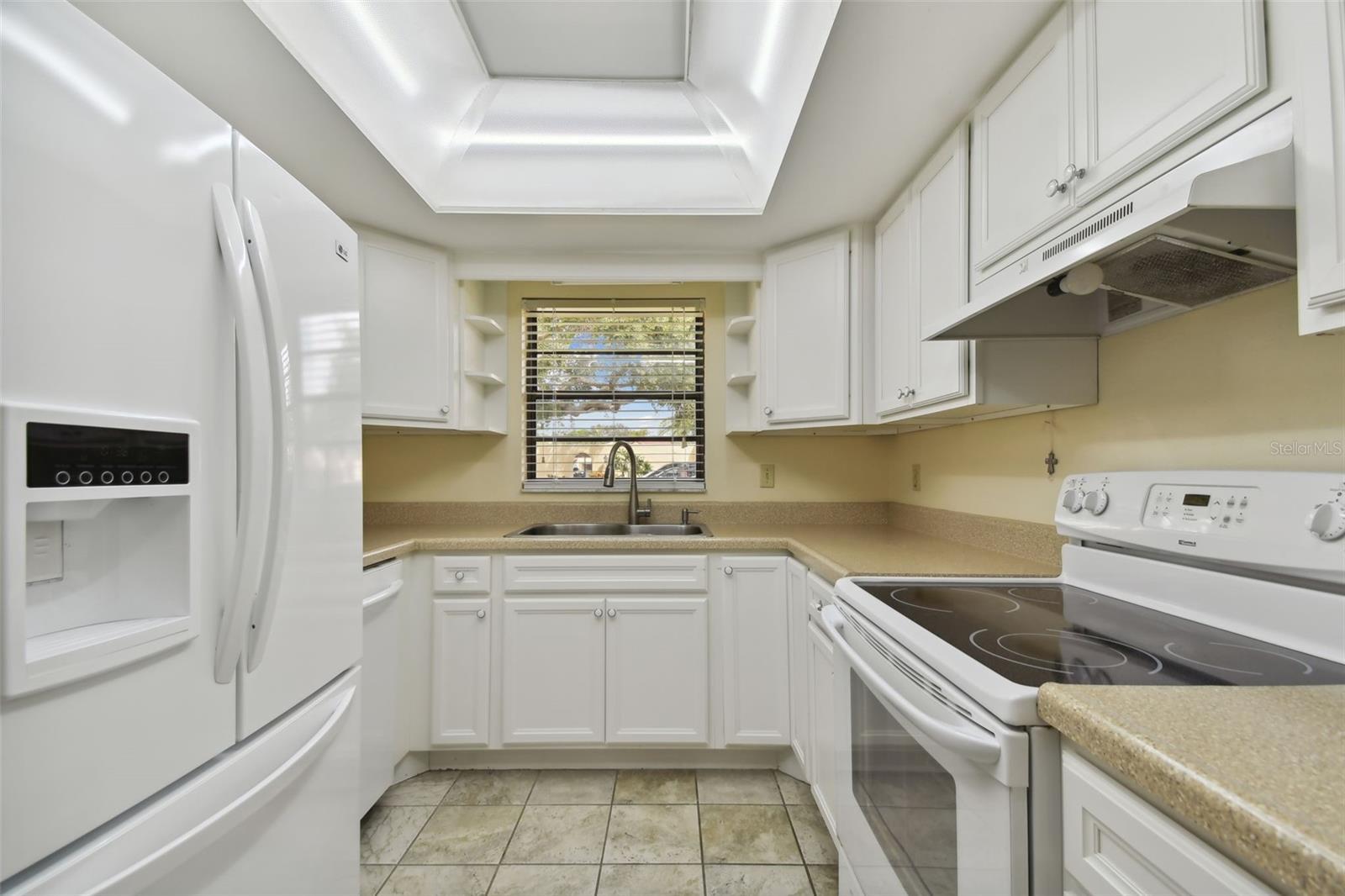 Property Photo:  5715 13th Ave W 5715  FL 34209 