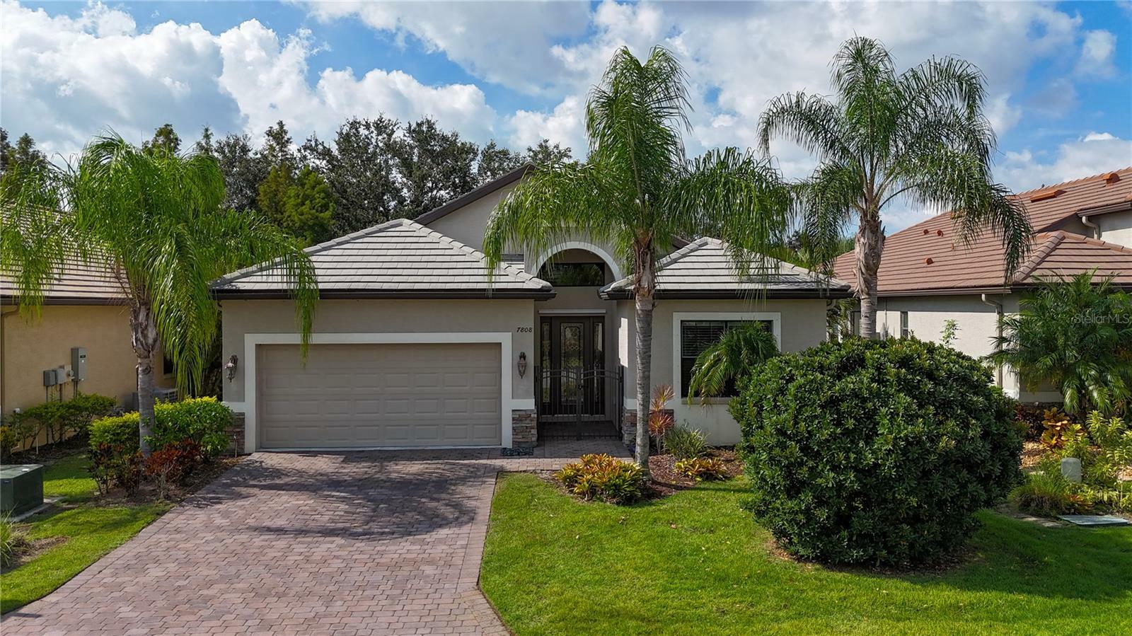 Property Photo:  7808 Rio Bella Place  FL 34201 