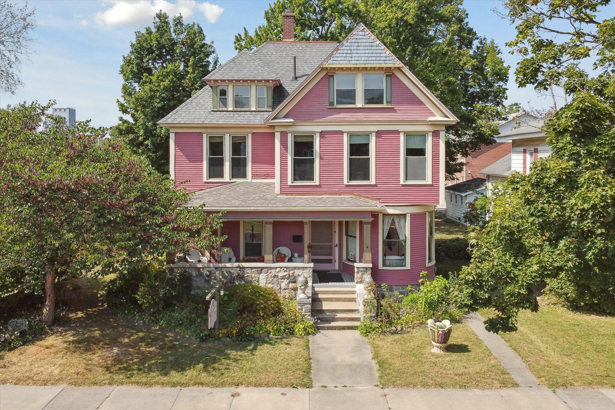 Property Photo:  210 East Street  MI 49093 1502 