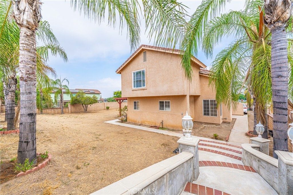 Property Photo:  751 W Ontario Avenue  CA 92882 