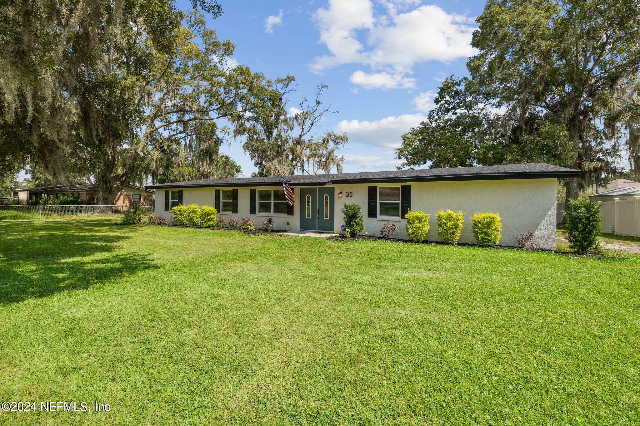 Property Photo:  35 Velvet Drive  FL 32220 