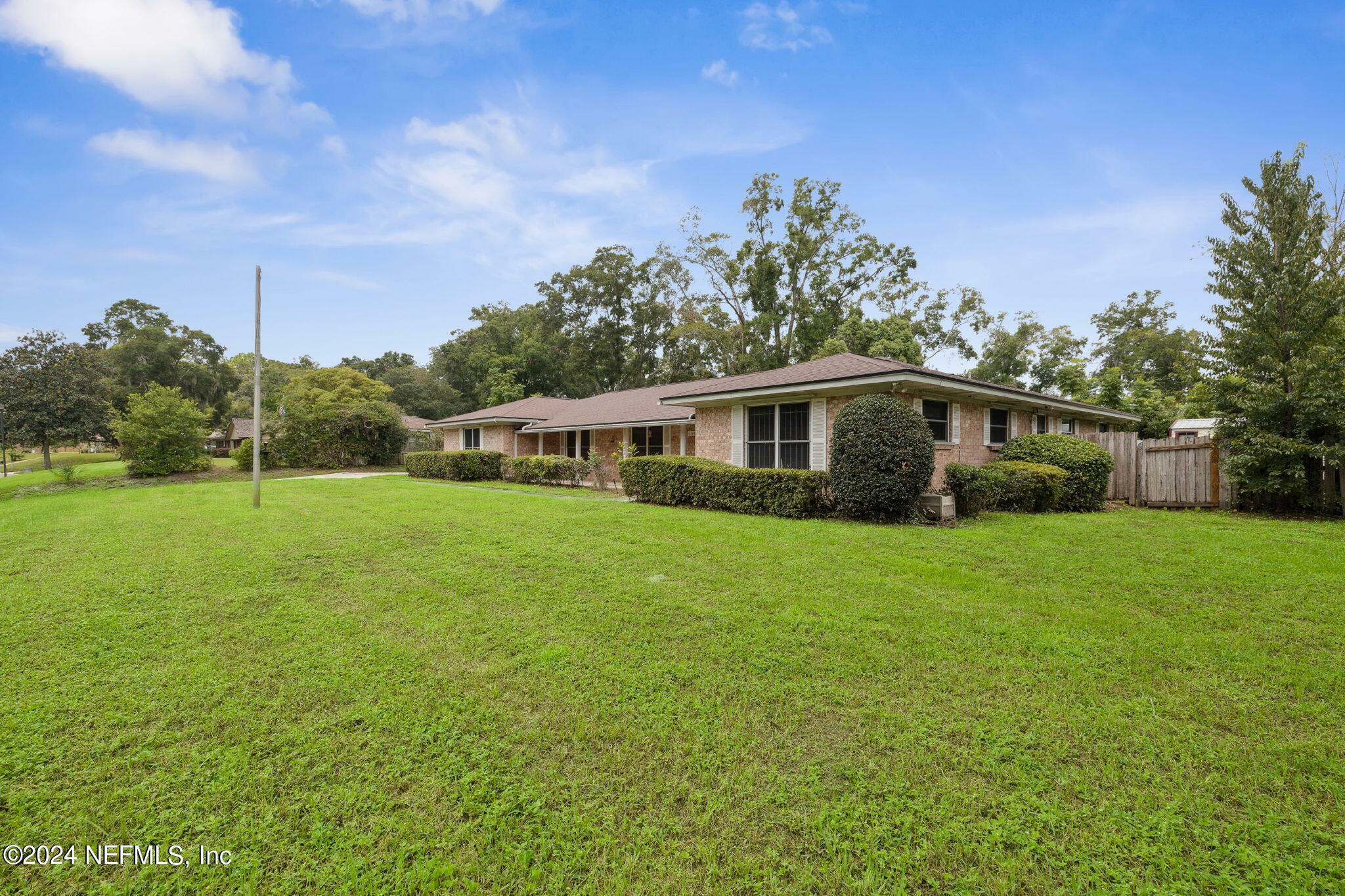 Property Photo:  2148 Foxwood Drive  FL 32073 