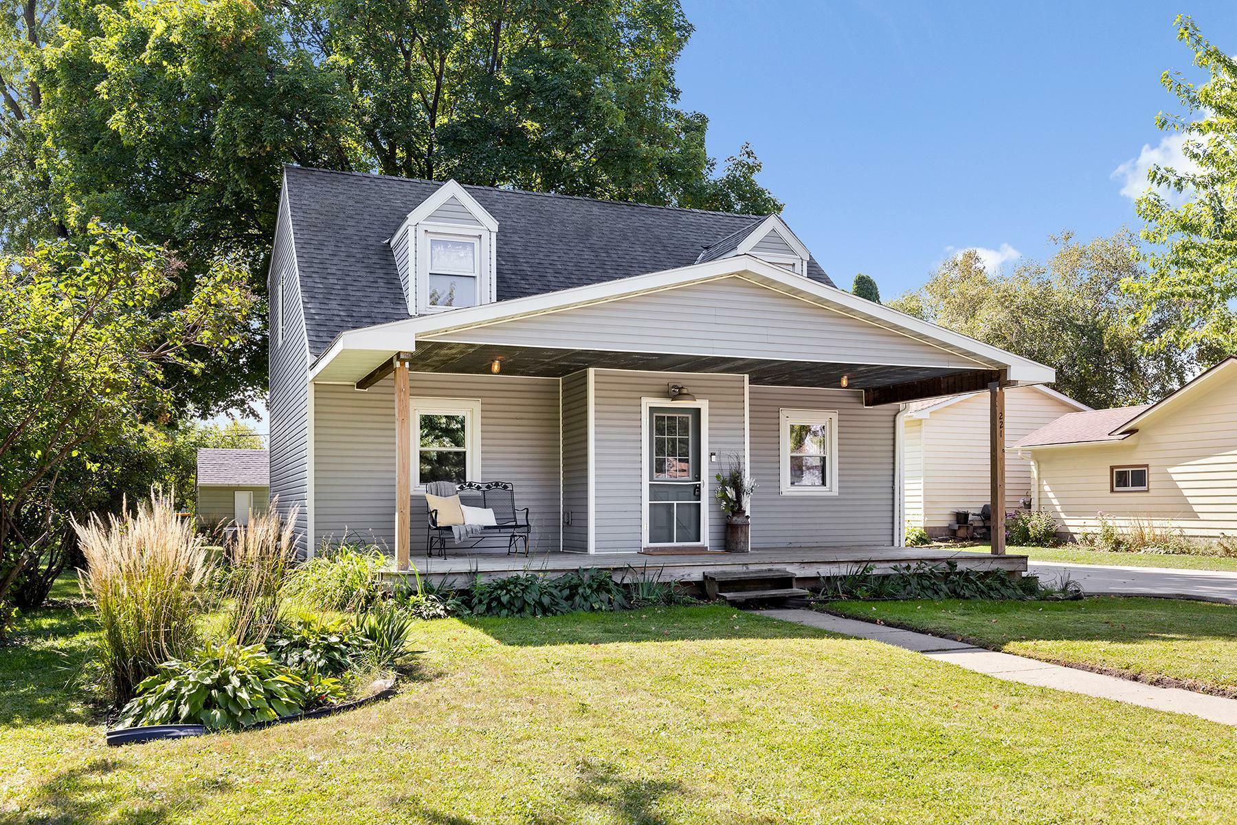 Property Photo:  221 Park Street E  MN 55367 