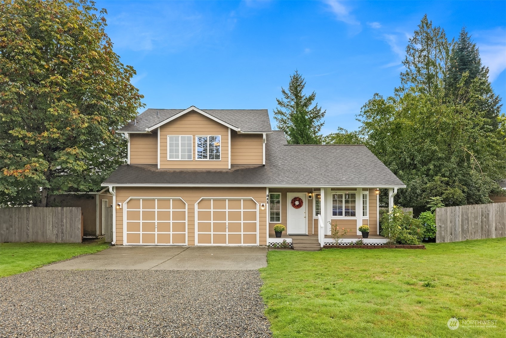 Property Photo:  311 13th Street  WA 98251 