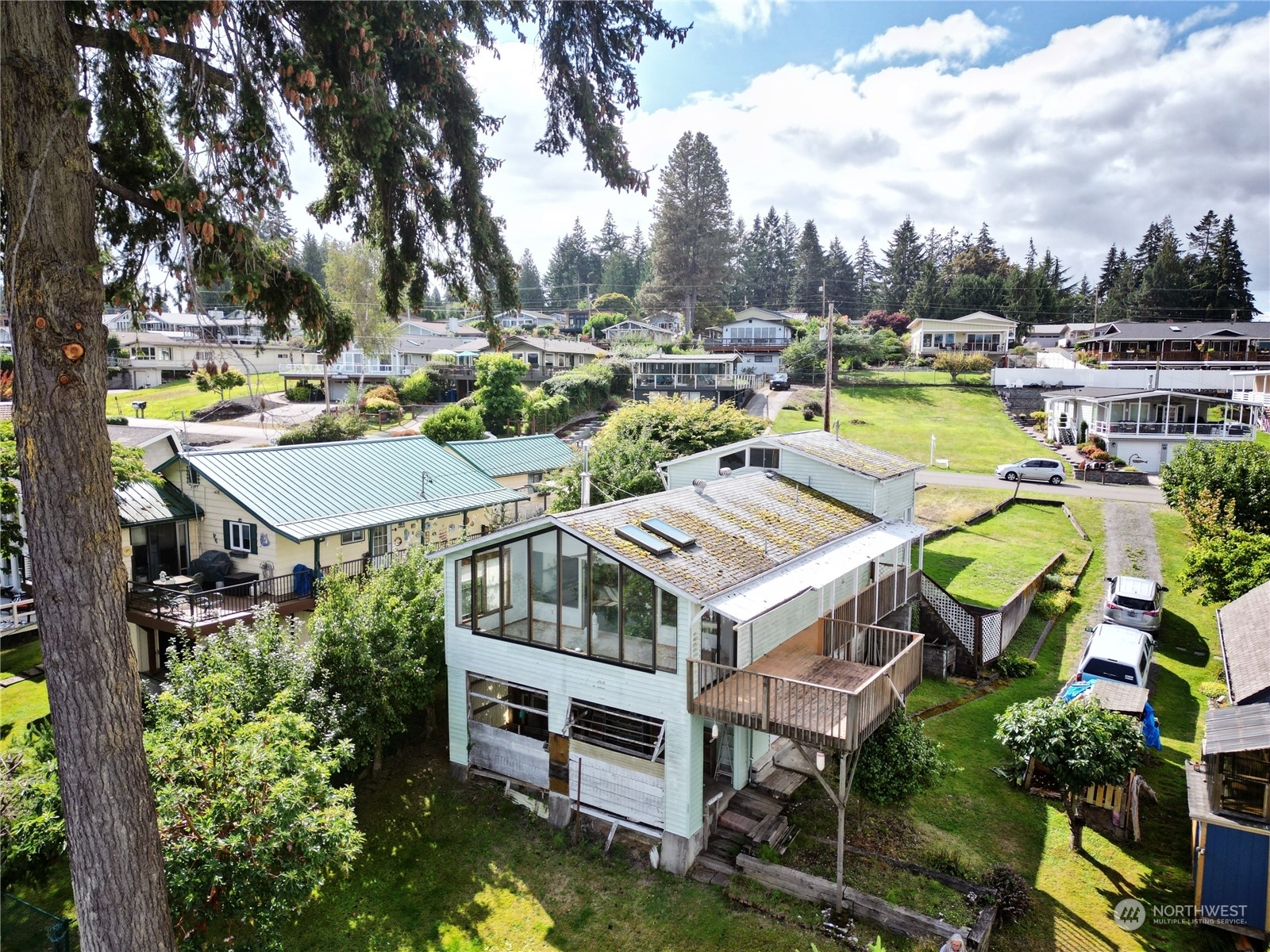 Property Photo:  2526 Island Drive NW  WA 98502 