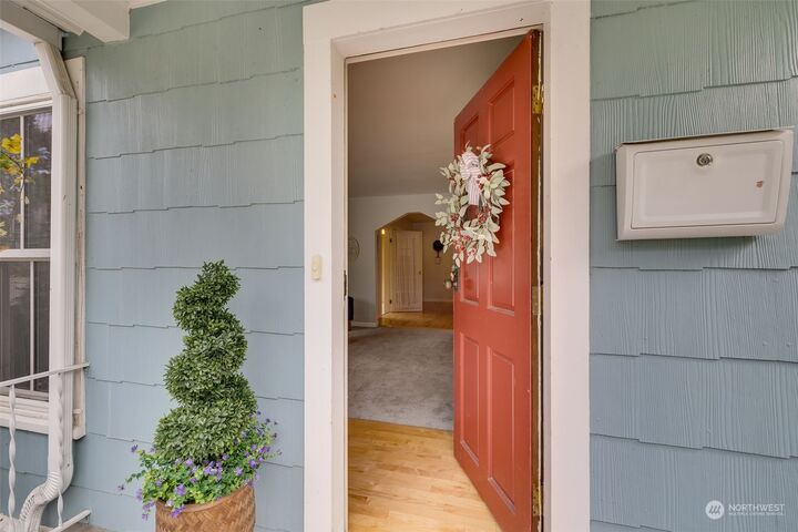 Property Photo:  6756 23rd Avenue NW  WA 98117 