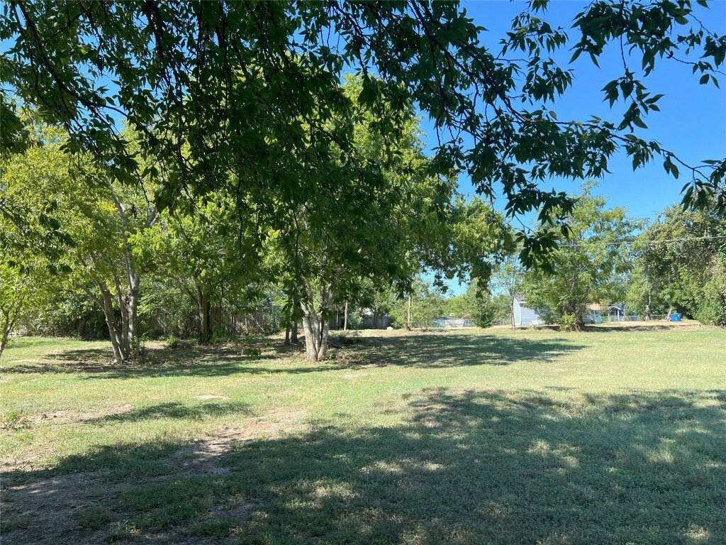 Property Photo:  00 Madison Street  TX 78621 