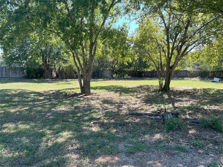 Property Photo: 00 Madison Street TX 78621