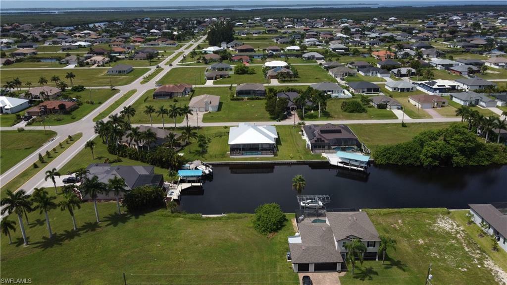 Property Photo:  1206 NW 36th Ave  FL 33993 