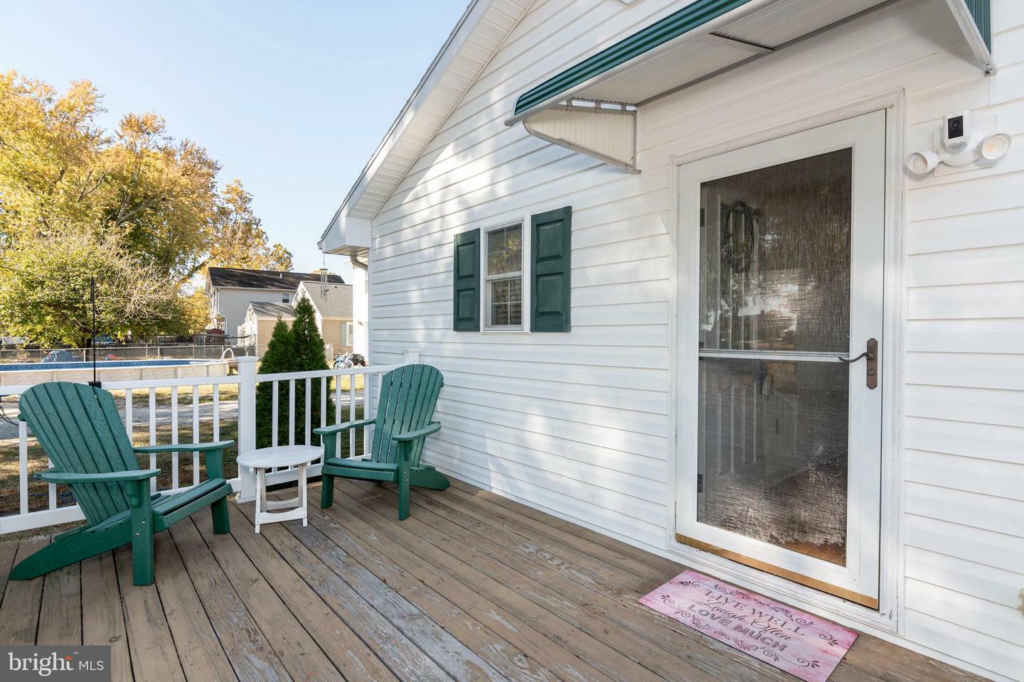 Property Photo:  110 Middle Street  MD 21869 