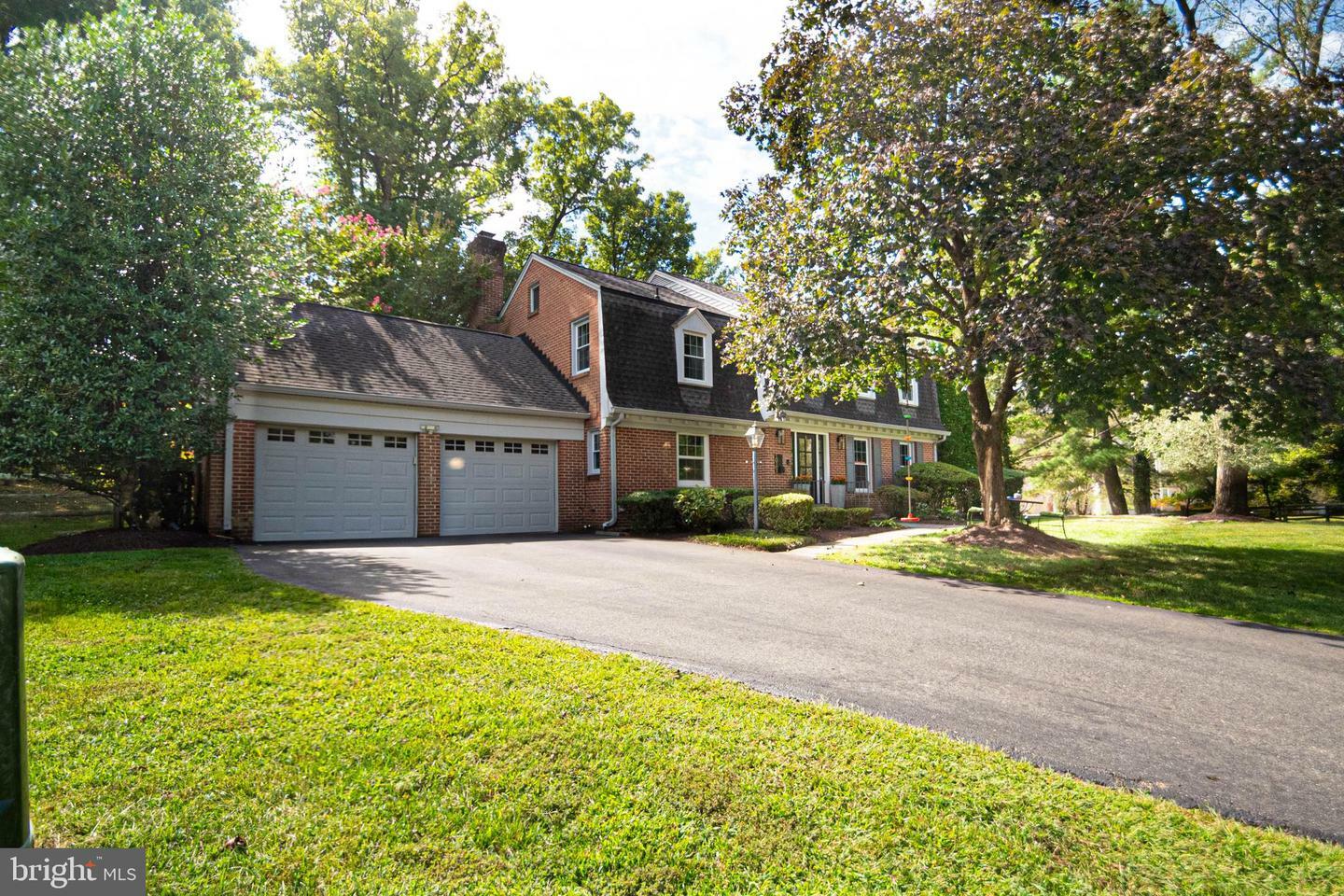 Property Photo:  10104 Donegal Court  MD 20854 