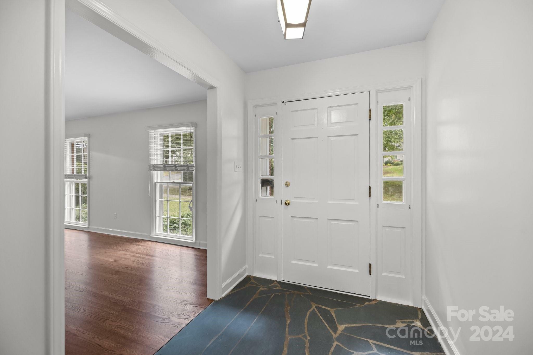 Property Photo:  4820 Montclair Avenue  NC 28211 