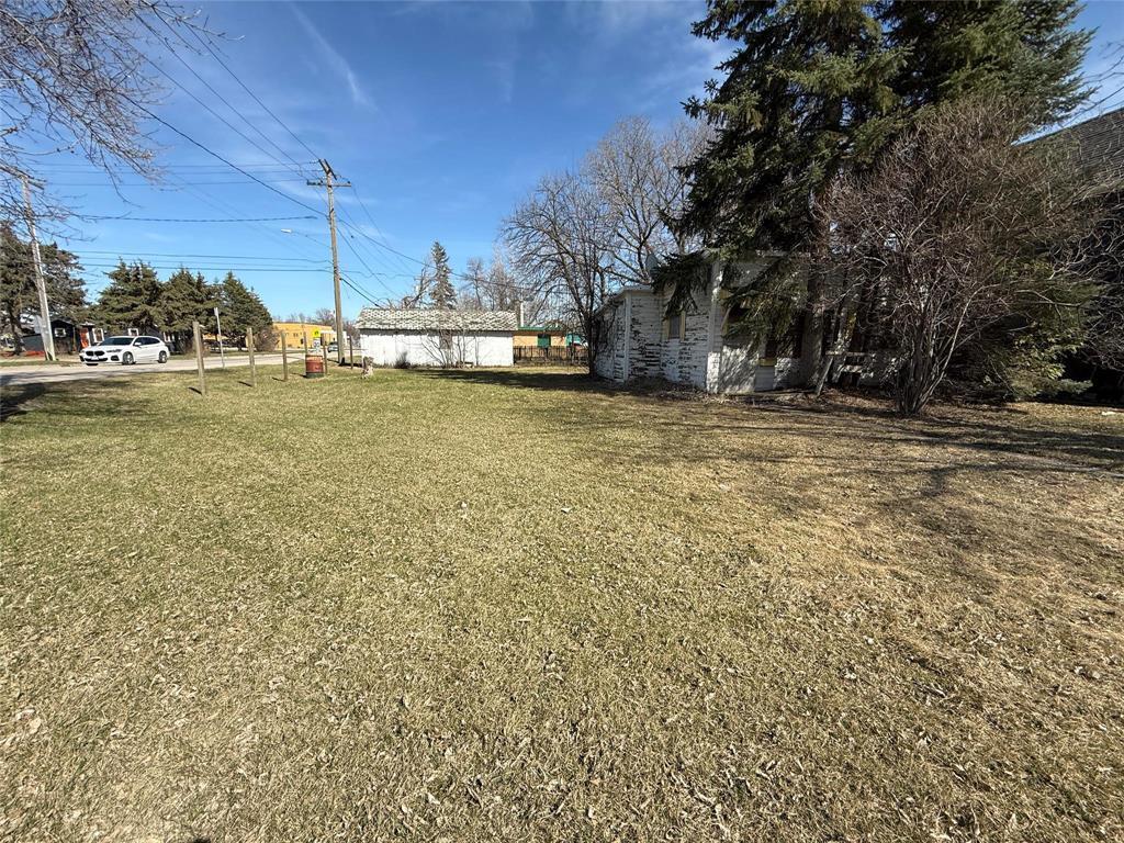 Property Photo:  538 3rd Street Northeast  MB R1N 1R1 