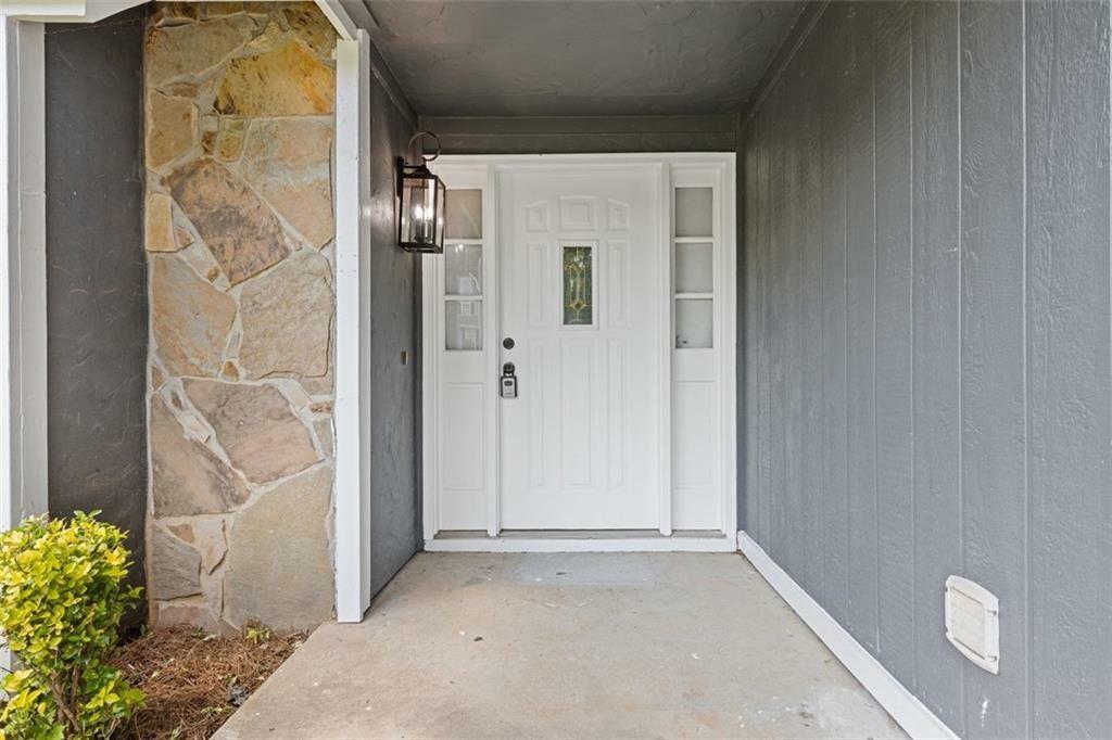 Property Photo:  5420 Biffle Way  GA 30088 