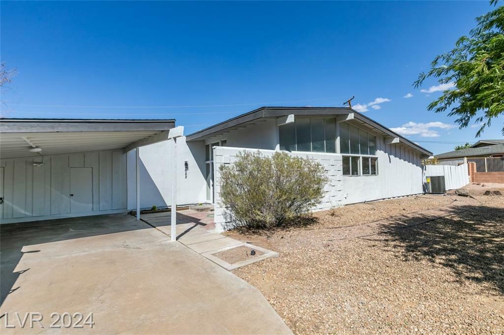 Property Photo:  622 Saint Andrews Road  NV 89015 