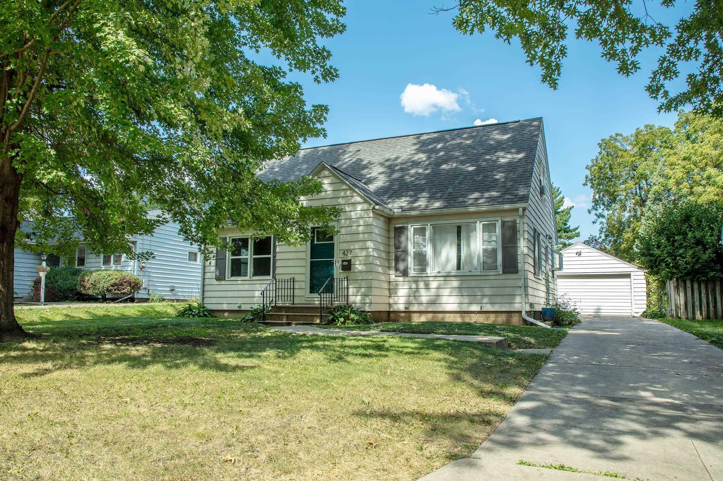 Property Photo:  427 Cornwall Avenue  IA 50702 