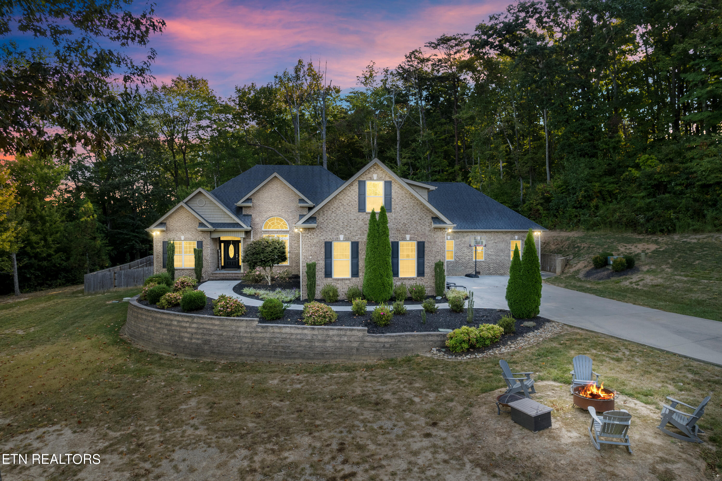 Property Photo: 1908 Schaeffer Rd TN 37932