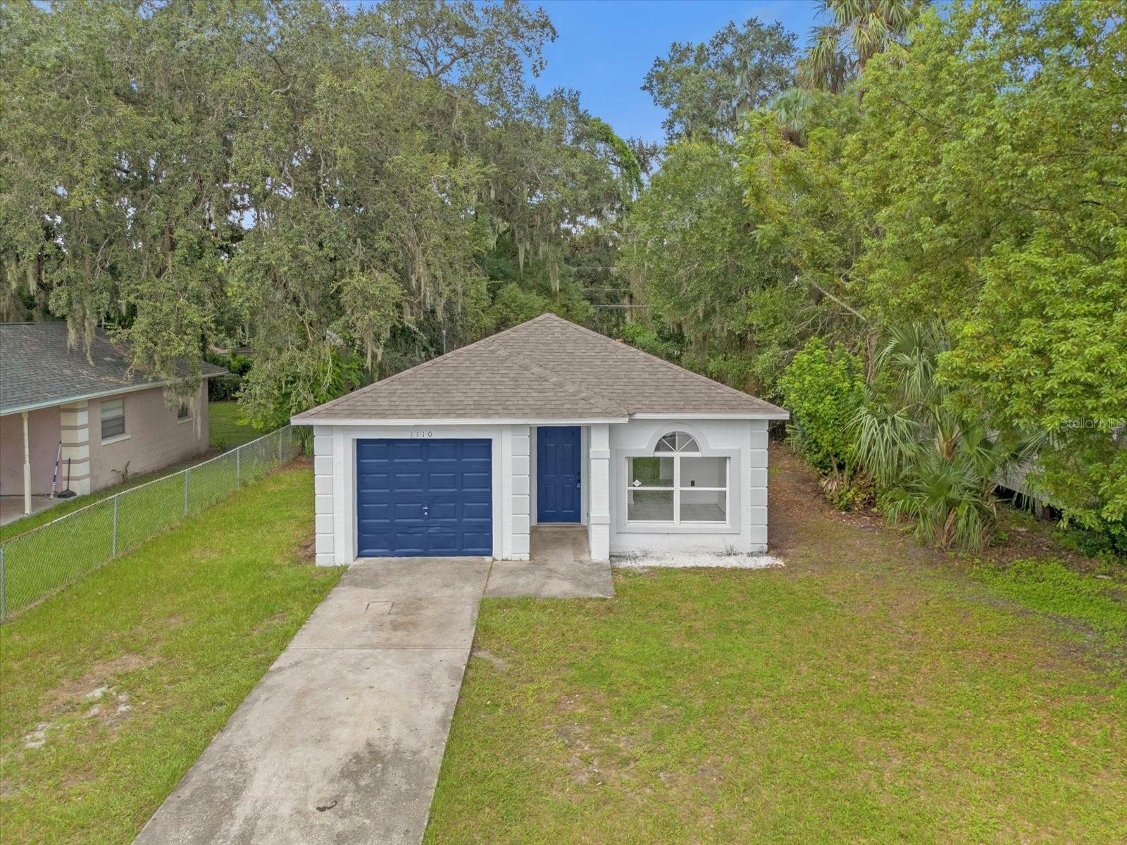 Property Photo:  1110 W 10th Street  FL 32771 