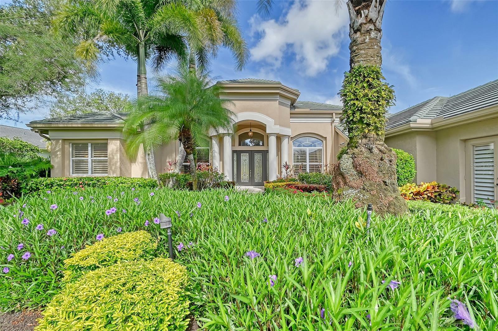 Property Photo:  2570 Tom Morris Drive  FL 34240 