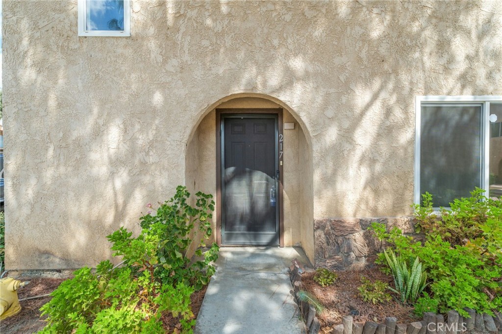 Property Photo:  217 Tiger Lane  CA 92583 