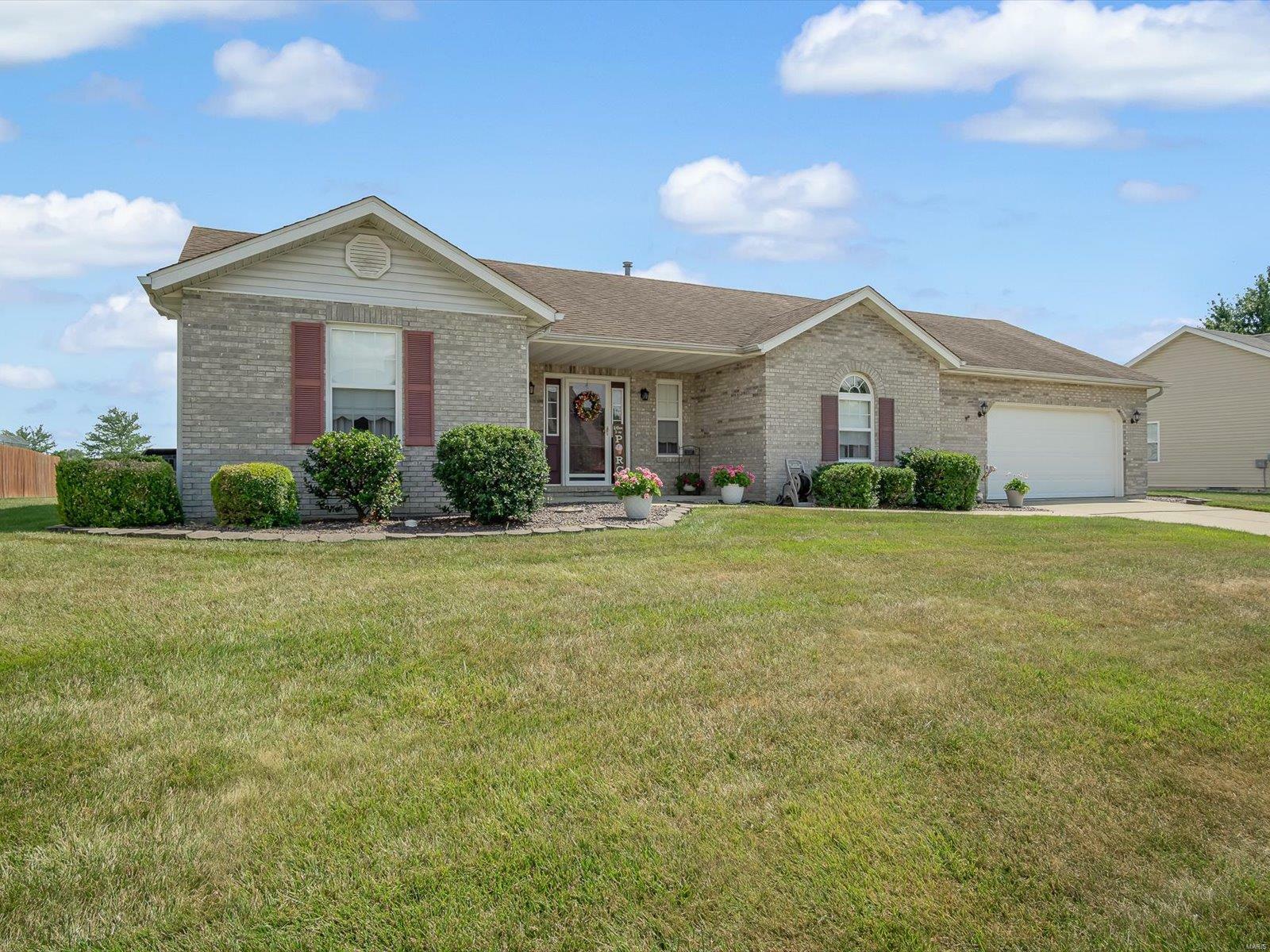 Property Photo:  214 Rose Marie Drive  IL 62220 