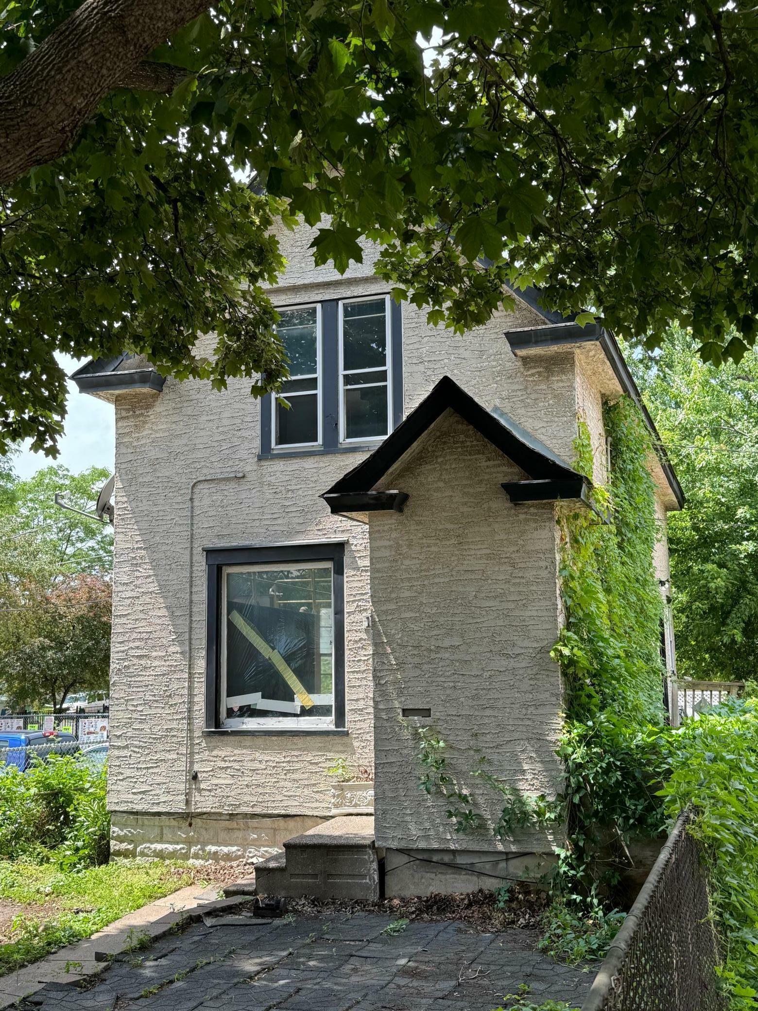 Property Photo:  1149 Payne Avenue  MN 55130 