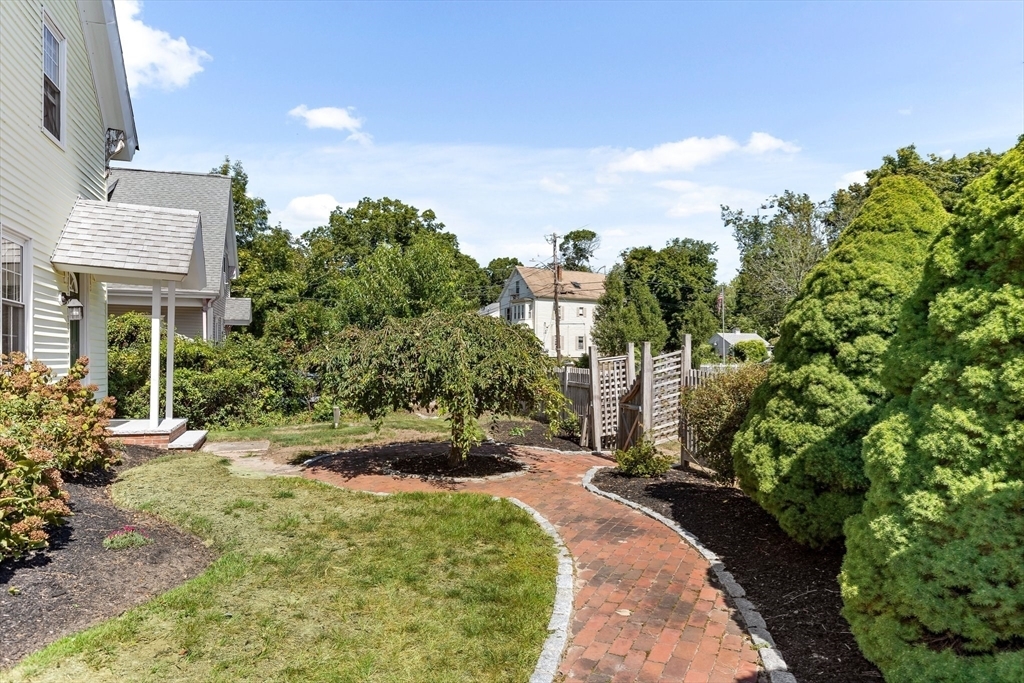 Property Photo:  128 Alden Street  MA 02382 