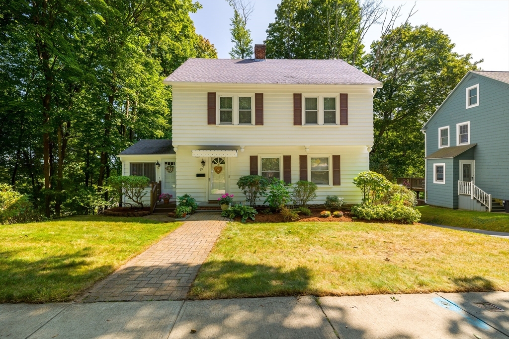 Property Photo:  69 Morningside  MA 01602 