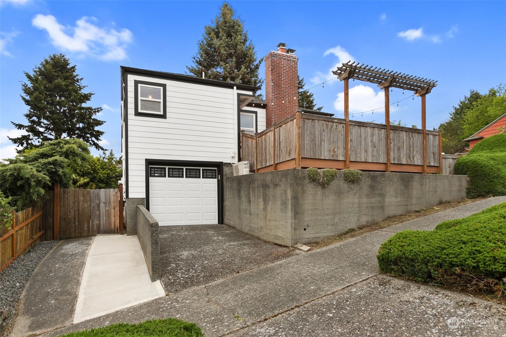 Property Photo:  4001 2nd Avenue NW  WA 98107 