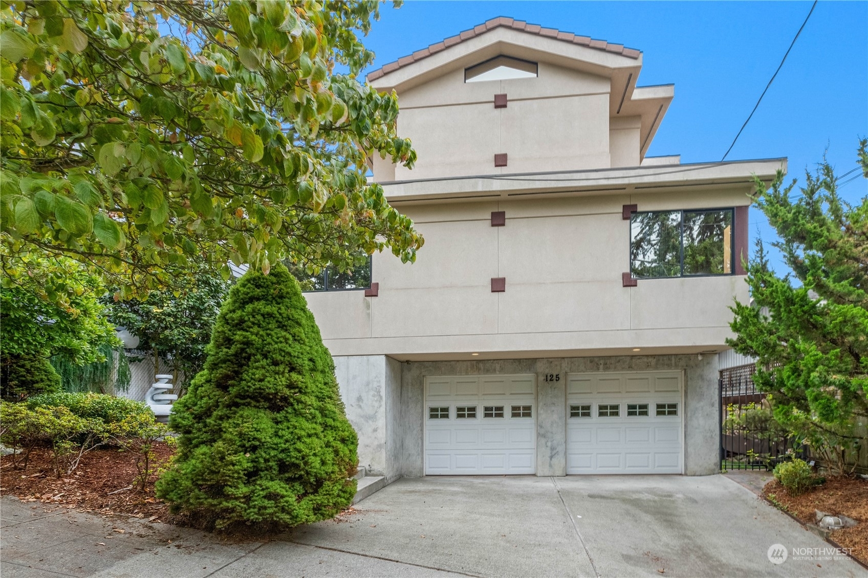 Property Photo:  125 NW 48th Street  WA 98107 