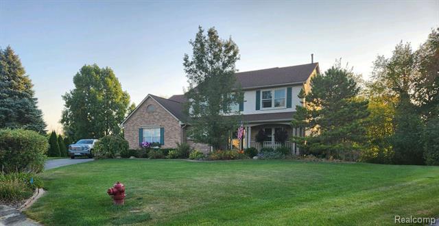 Property Photo: 2328 Chestnut Circle MI 48360