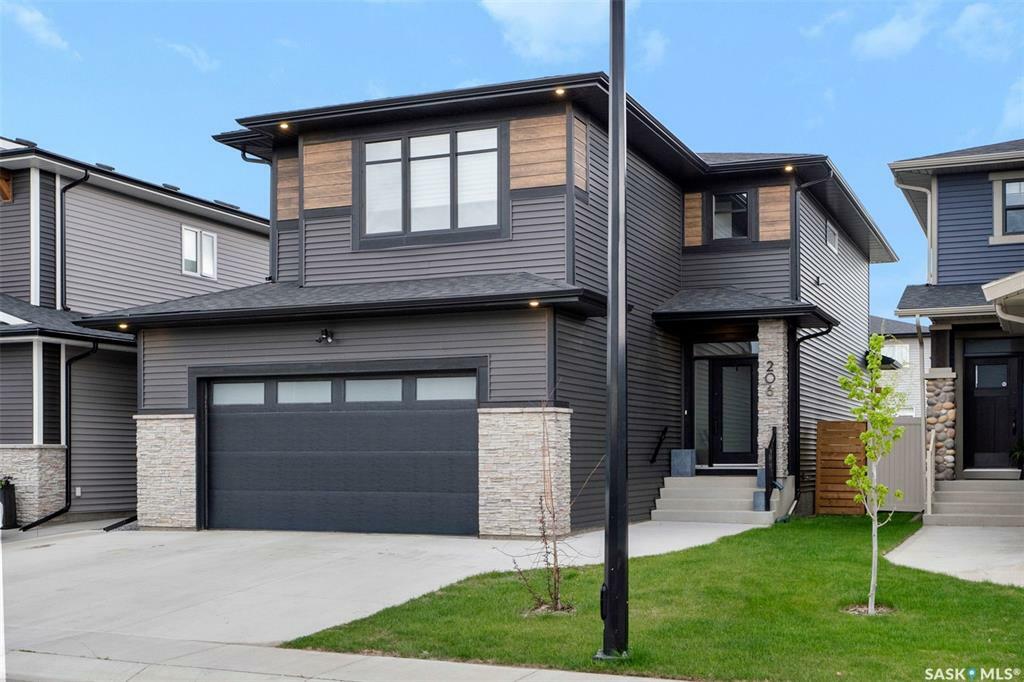 Property Photo:  206 Germain Court  SK S7V 0T7 