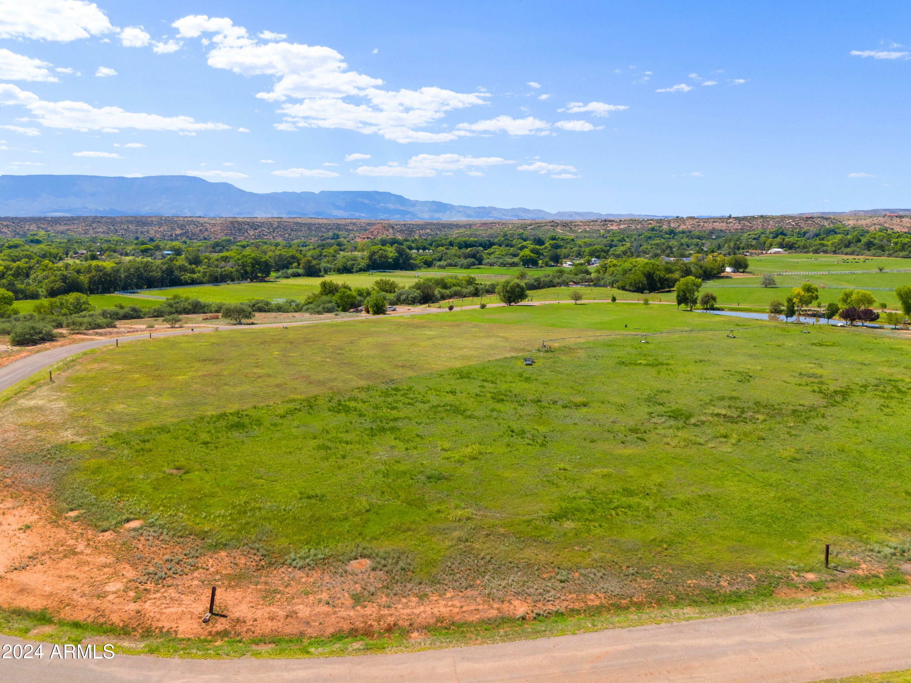 Property Photo:  325 S Bonito Ranch Loop 24  AZ 86325 