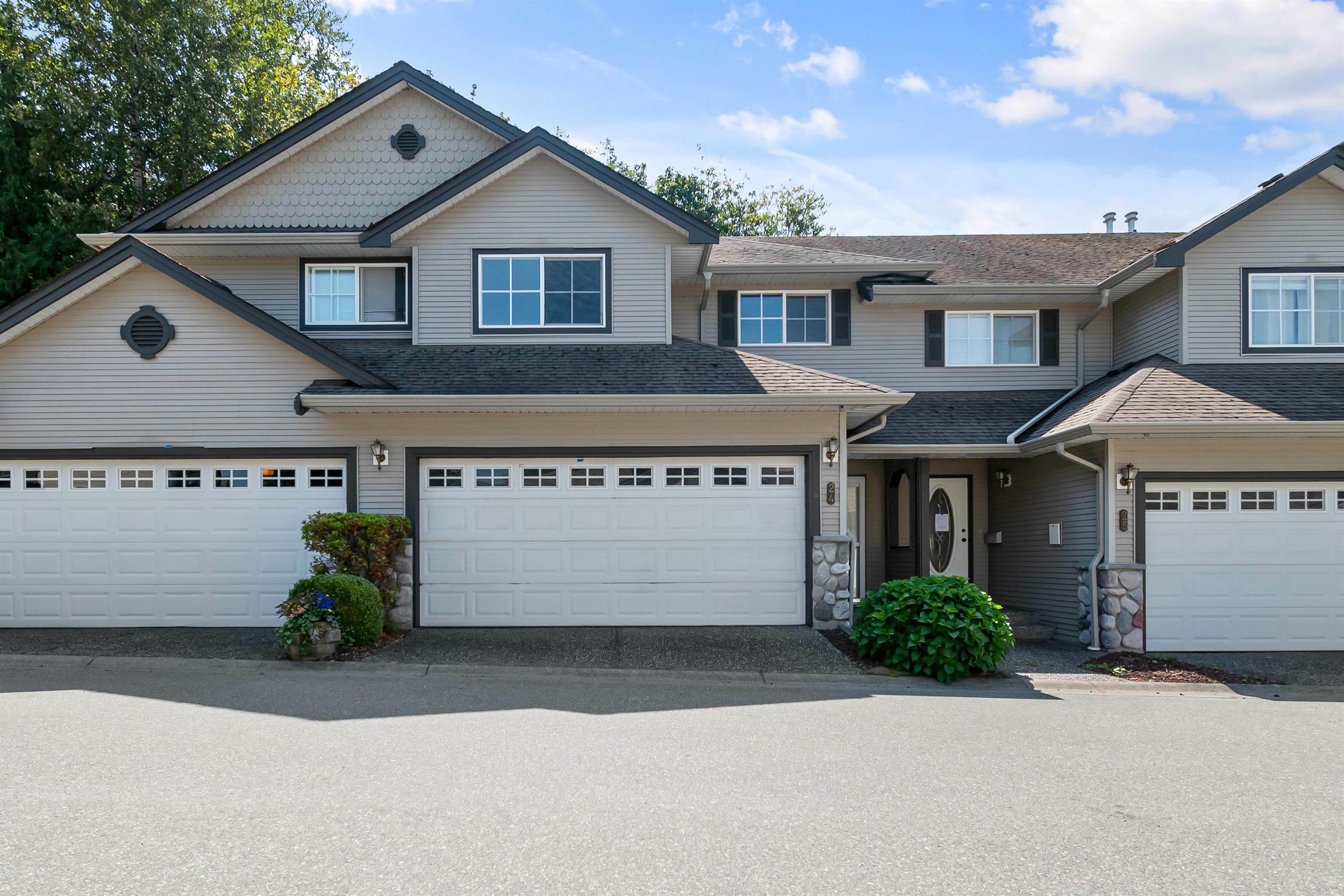 Property Photo:  46360 Valleyview Road 24  BC V2R 5L7 