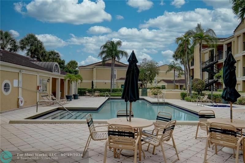 Property Photo:  833 Riverside Dr 824  FL 33071 