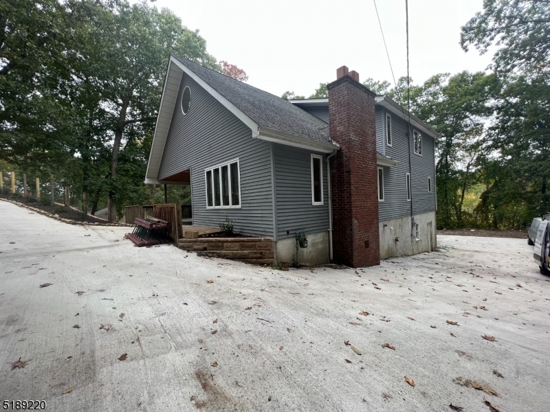 Property Photo:  26 Mountain Glen Rd 1  NJ 07456 