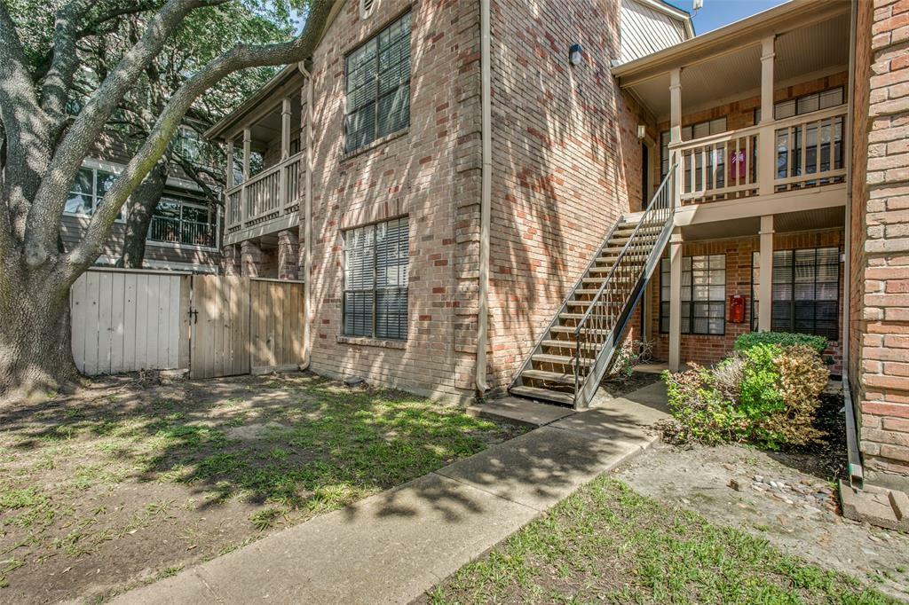 Property Photo:  2255 Braeswood Park Drive 307  TX 77030 