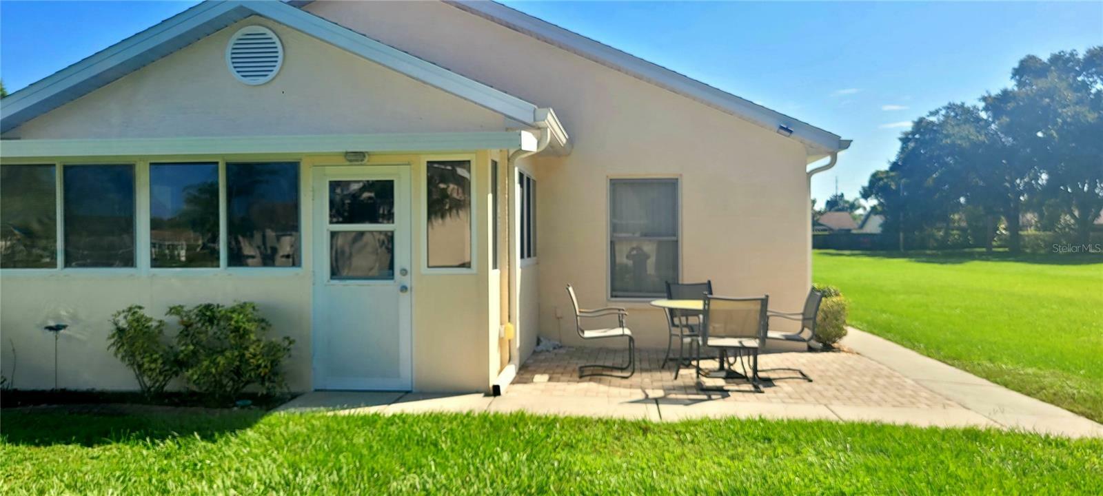 Property Photo: 4432 Whitton Way FL 34653