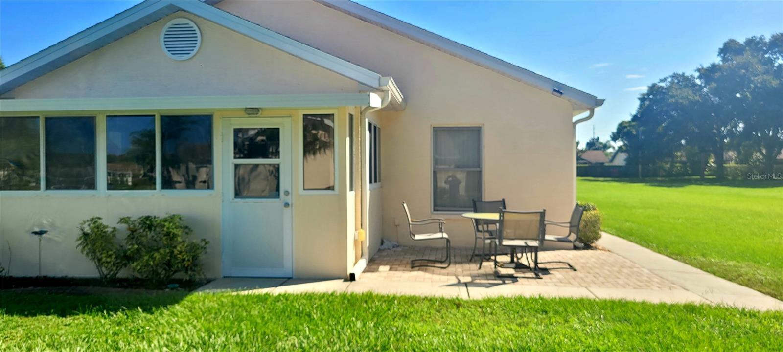 Property Photo: 4432 Whitton Way FL 34653