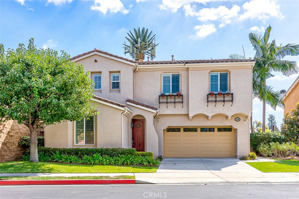 Property Photo:  1400 Wisteria Avenue  CA 90631 