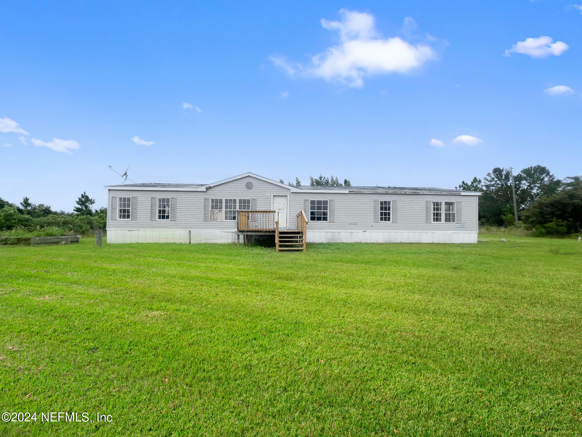 Property Photo:  12705 Folsom Road  FL 32087 