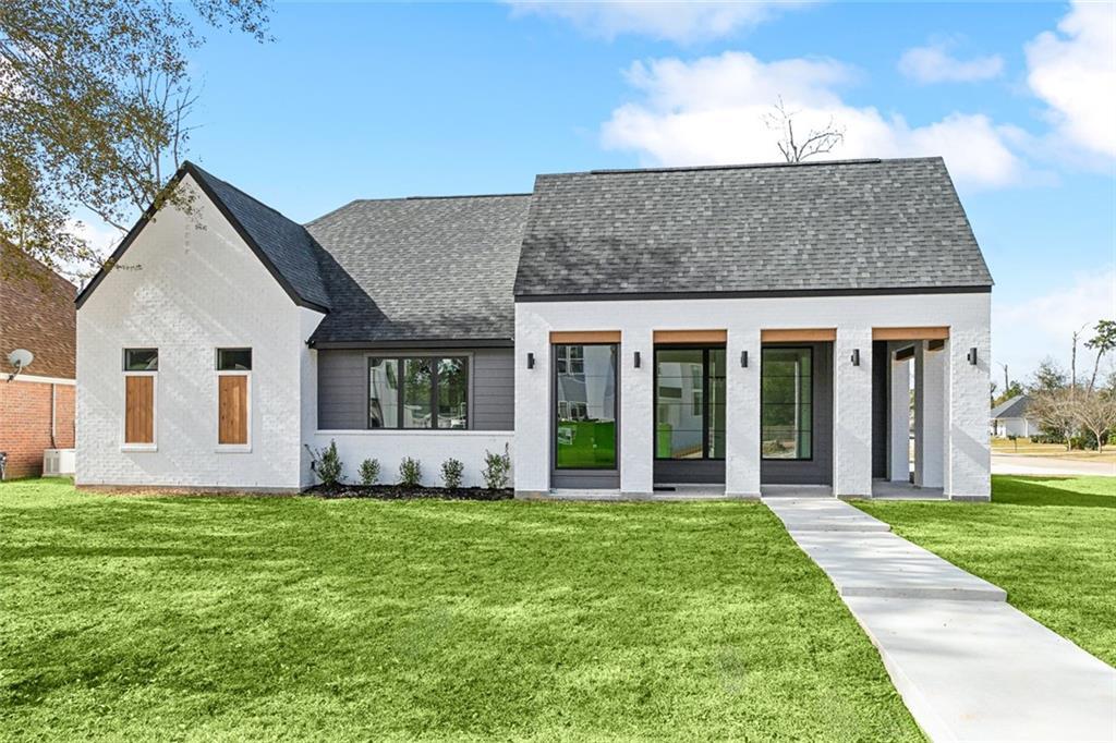 Property Photo: 44352 Forbes Farm Drive LA 70403