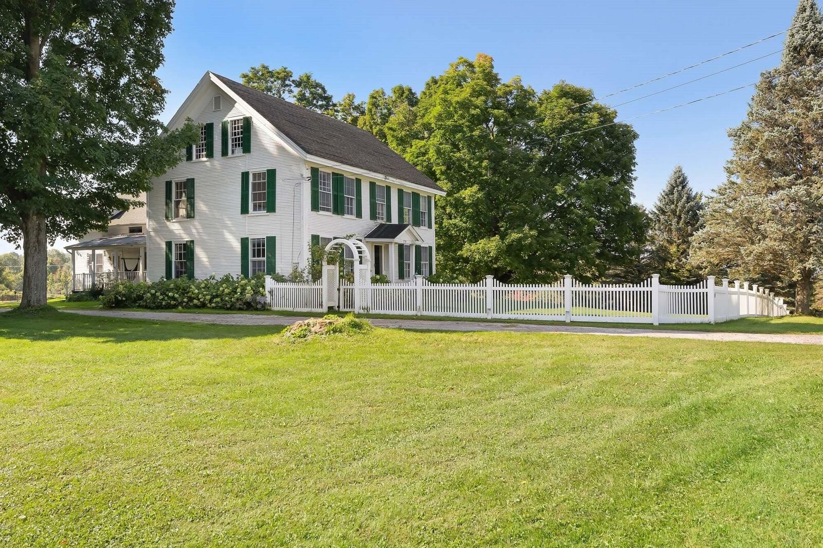 Property Photo: 2736 Main Street VT 05454