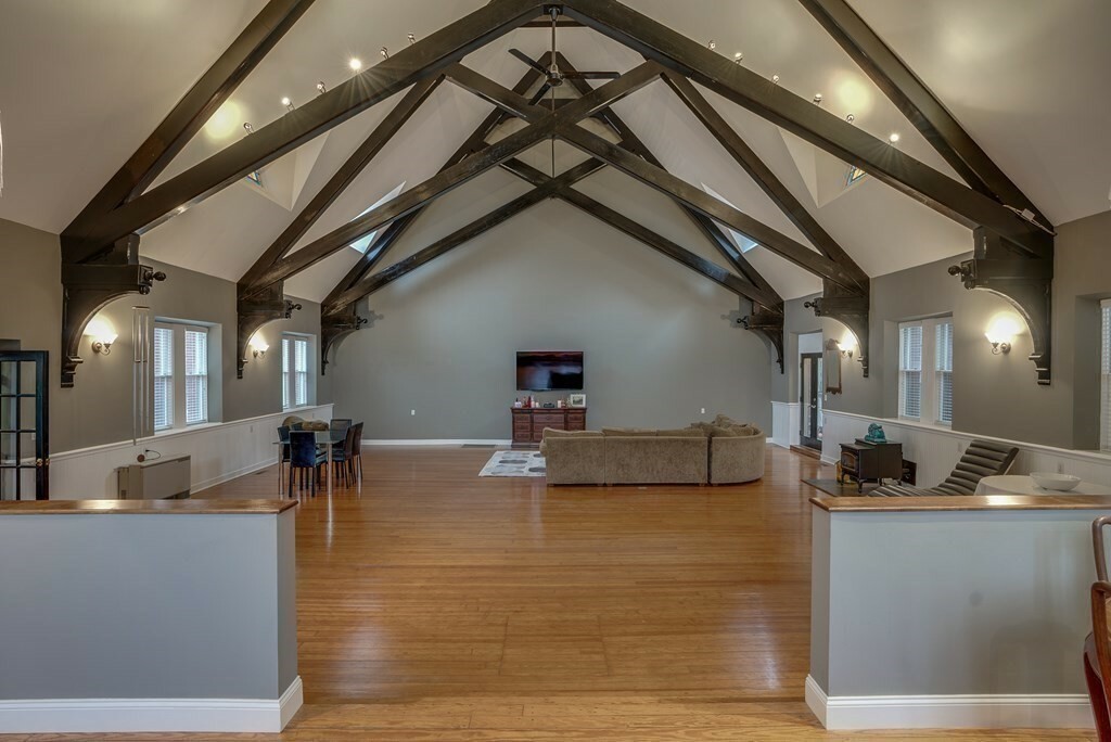 Property Photo:  62 Estes 2  MA 01902 