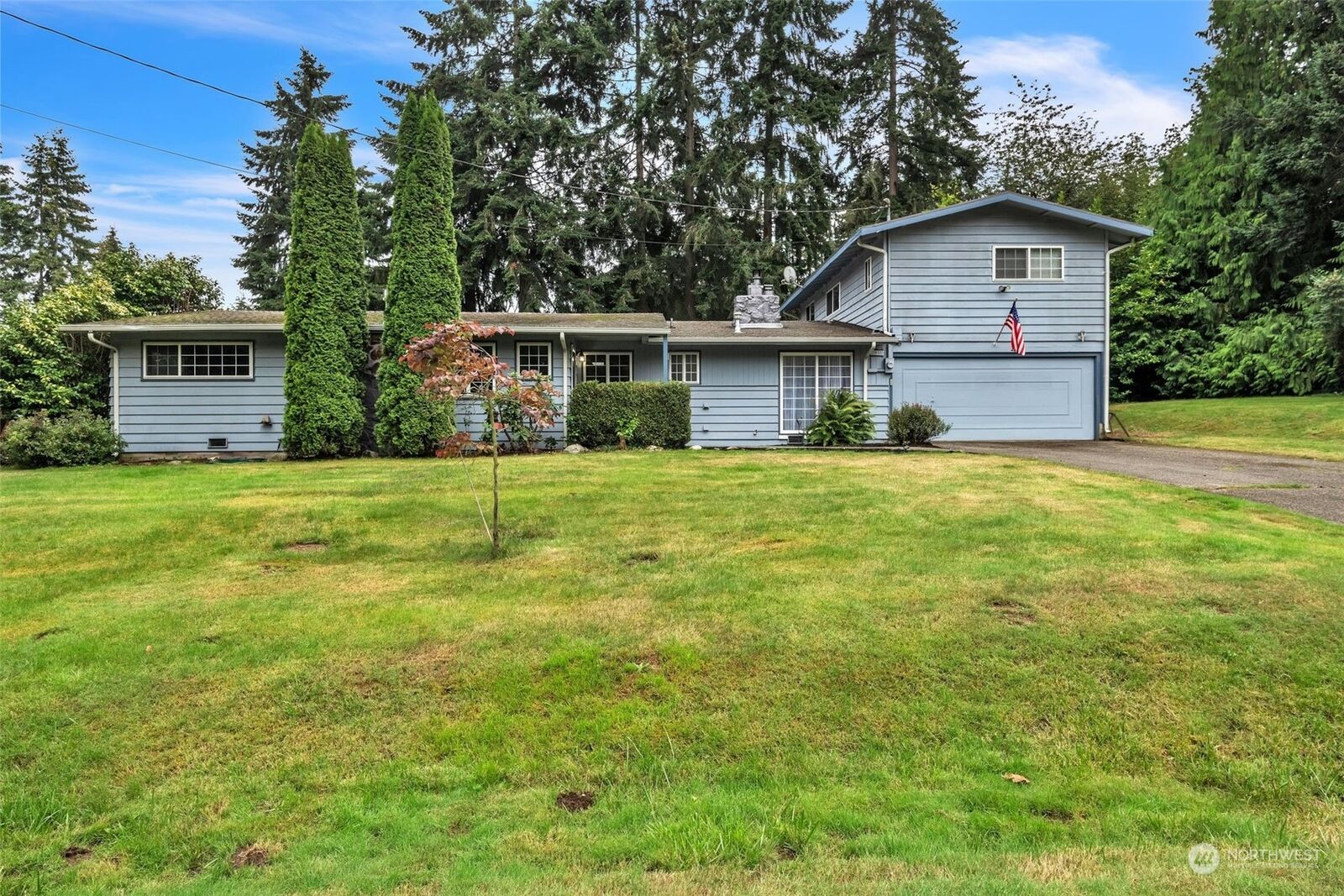 Property Photo: 1915 SW 317th Place WA 98023