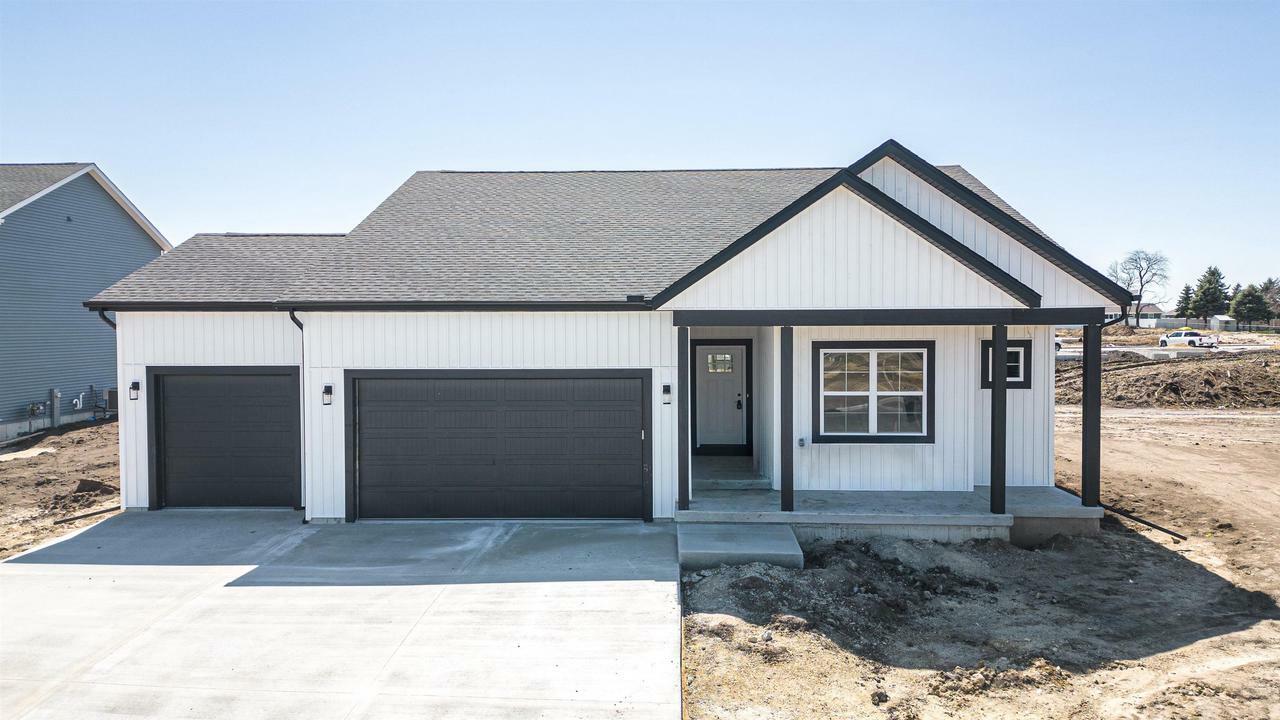 Property Photo: 125 East Ash Lane WI 53563