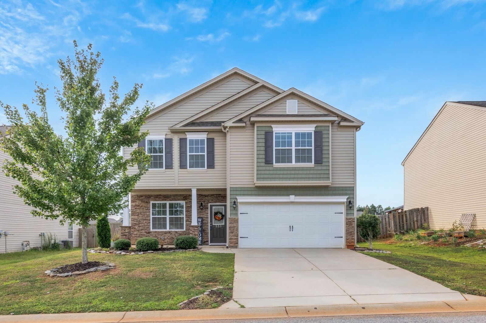 Property Photo: 331 Hartleigh Drive SC 29365