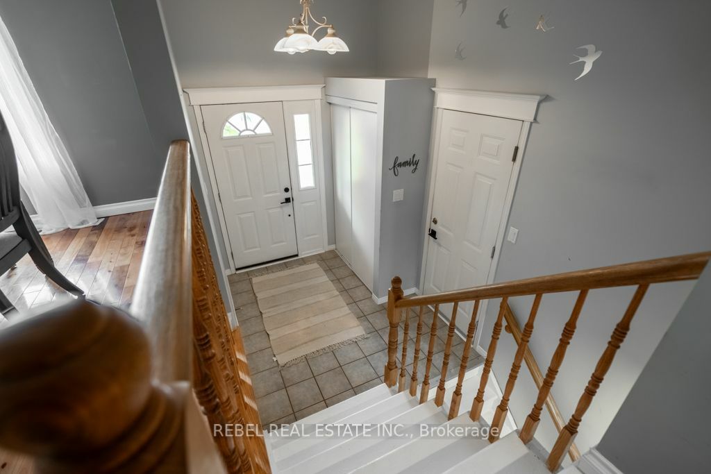 Property Photo:  3 Gilmour Crt  ON K8V 6V6 